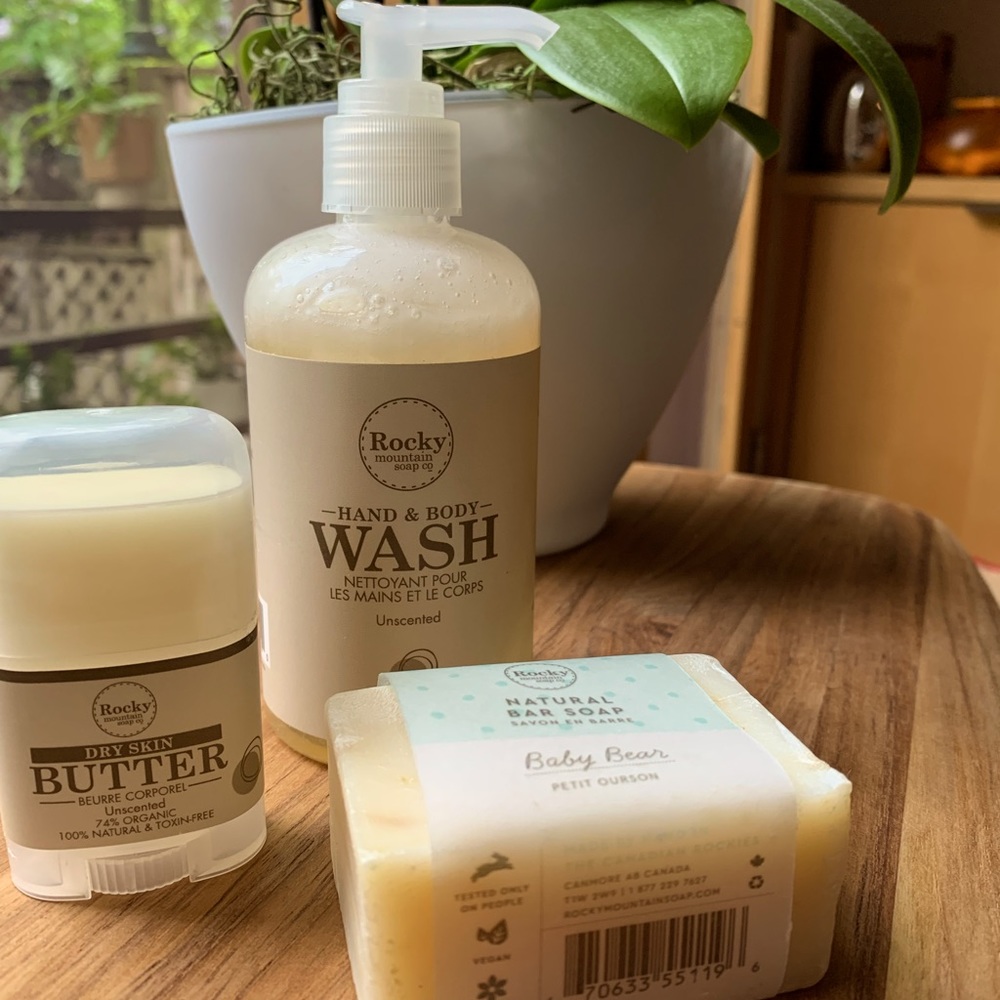 ROCKY MOUNTAIN soap and body butter set Worth $45 Sold for $25 UNISEX